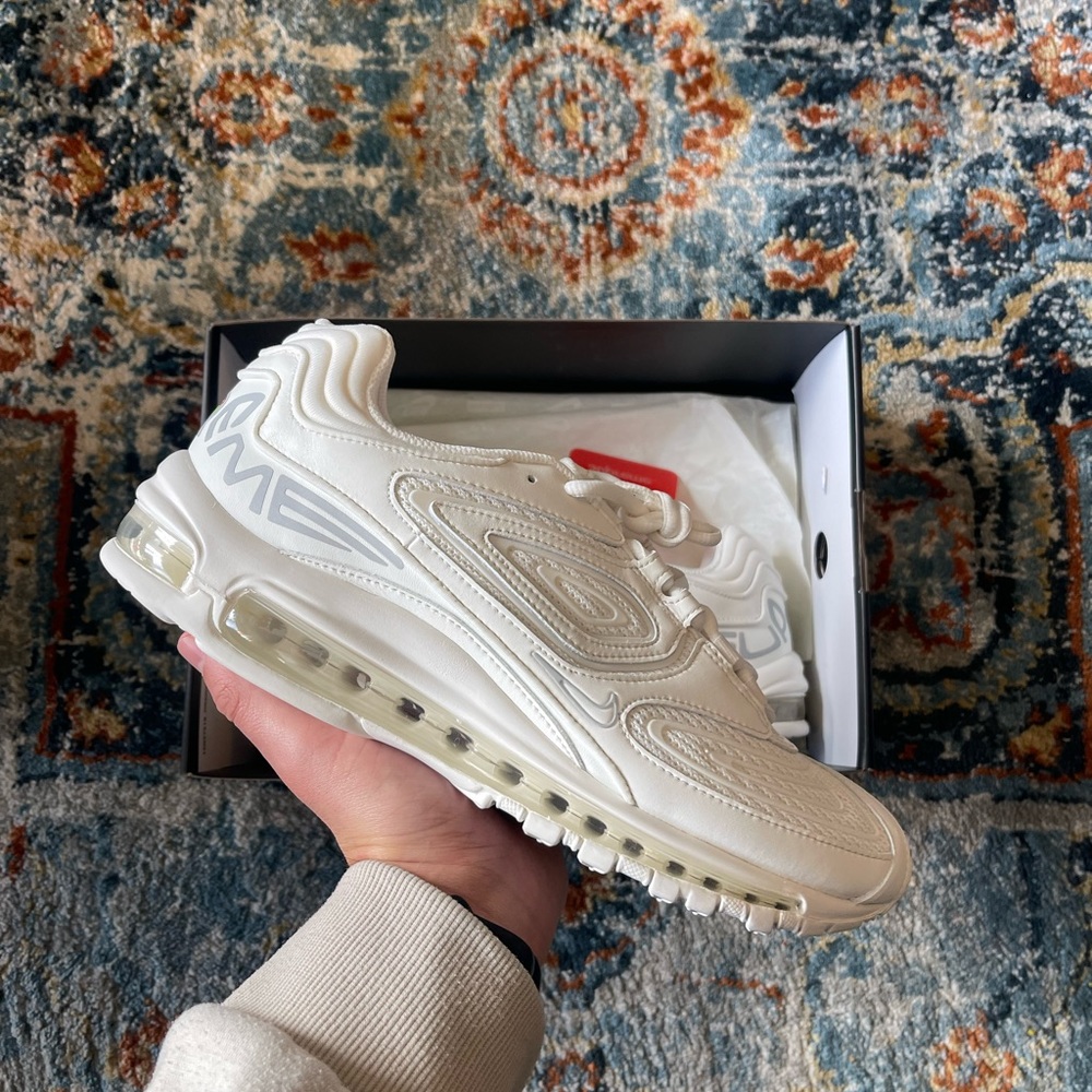 Supreme Nike Air Max 98 TL